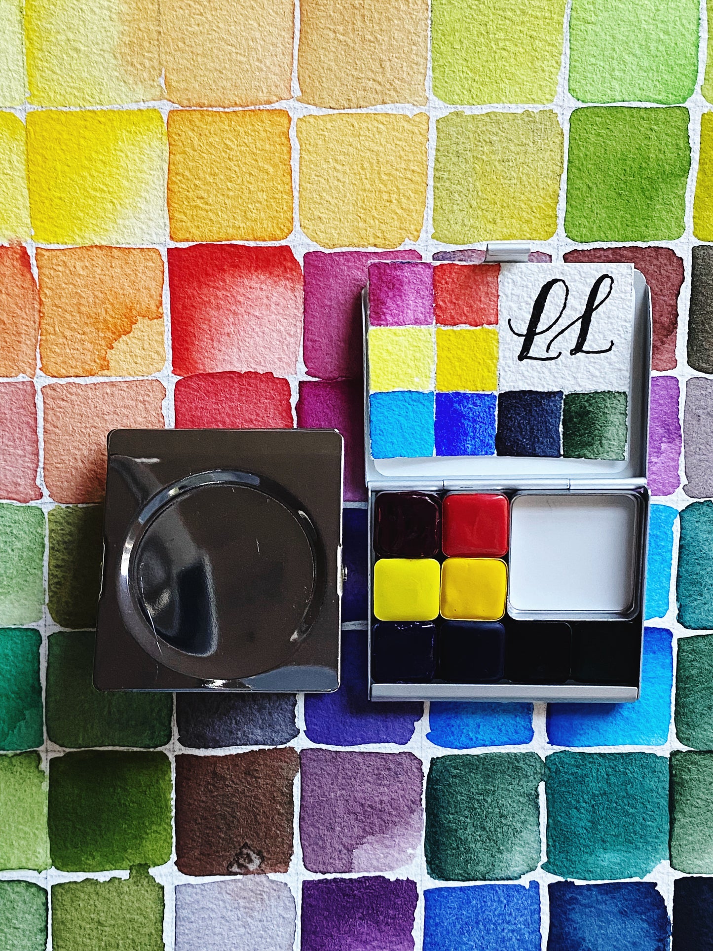 Mini Split Primary Travel Set - Set of 8 Mini Pans, Mini Pocket Palette, Mini Mixing Pan & Magnetic Clip