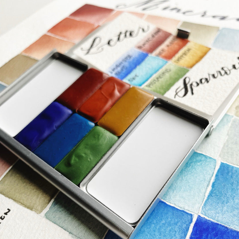 The French Mineral Collection - Pocket Palette with mixing pans