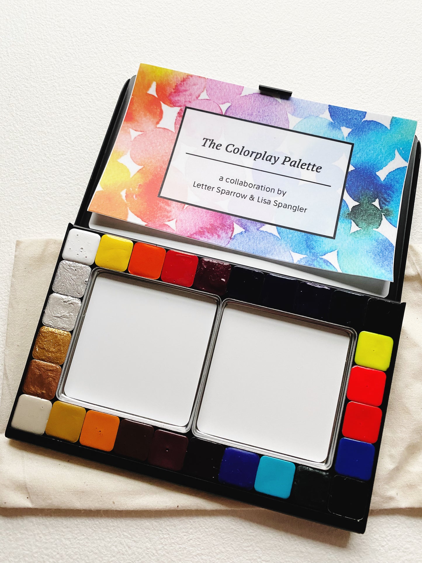 The ColorPlay Palette — Collaboration with Lisa Spangler (@sideoats) - Folio Palette mini pans with XL mixing pans